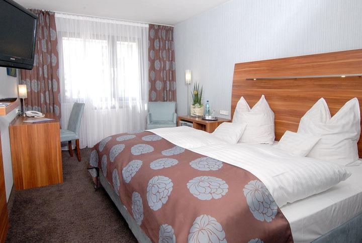 Hotel Graf Offenbach am Main ภายนอก รูปภาพ